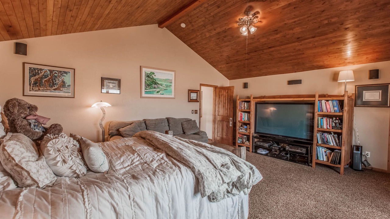 Photo of Bedroom in Livingston