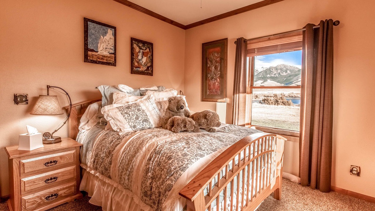 Photo of Bedroom in Livingston
