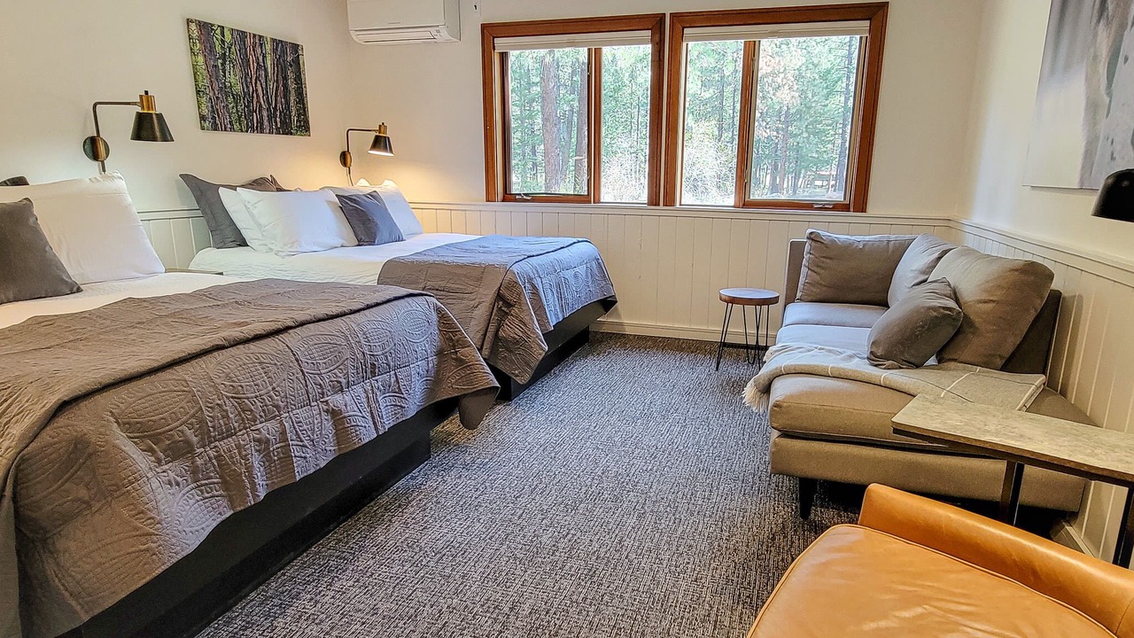 Photo of Bedroom in Mazama