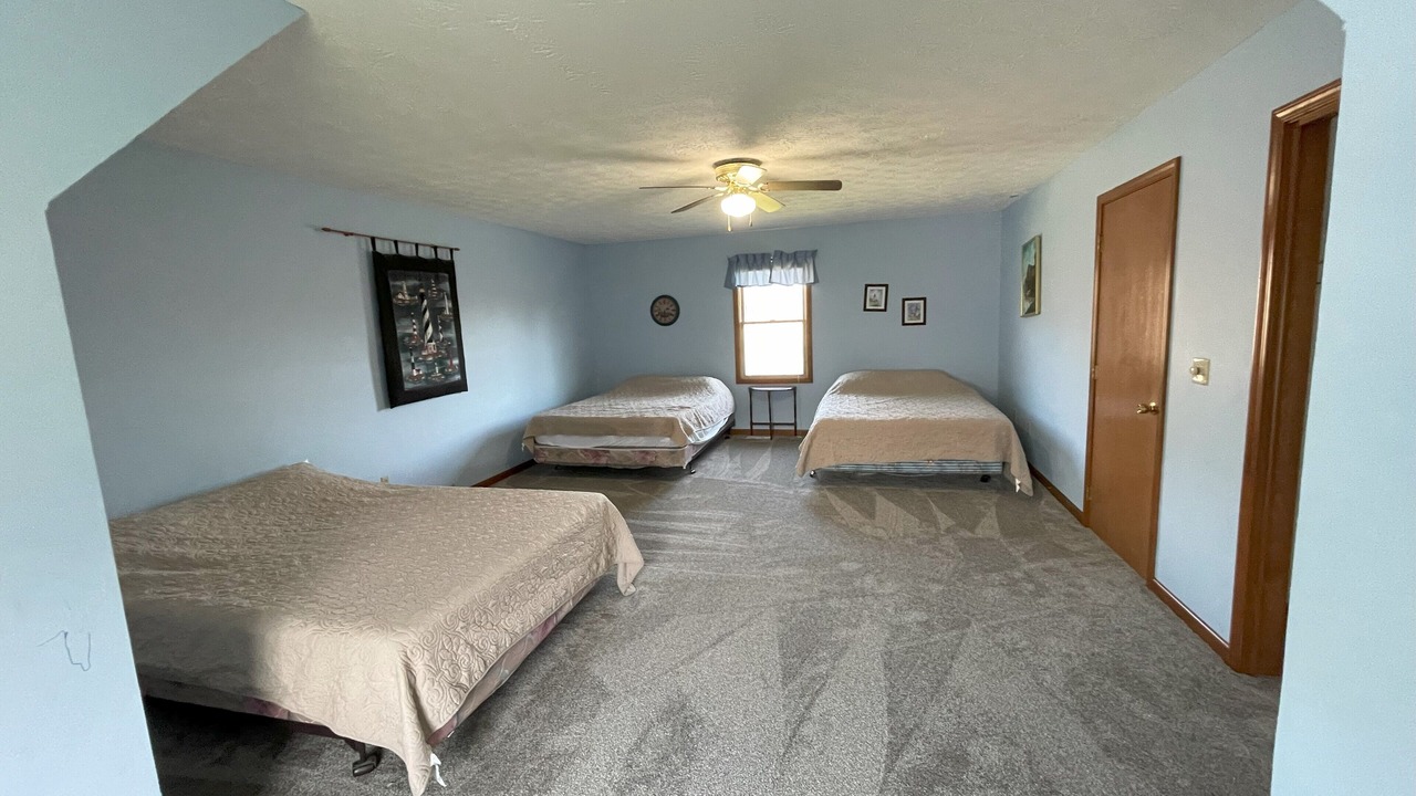 Photo of Bedroom in Kelleys Island