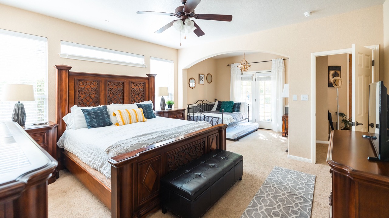Photo of Bedroom in Sunset Valley