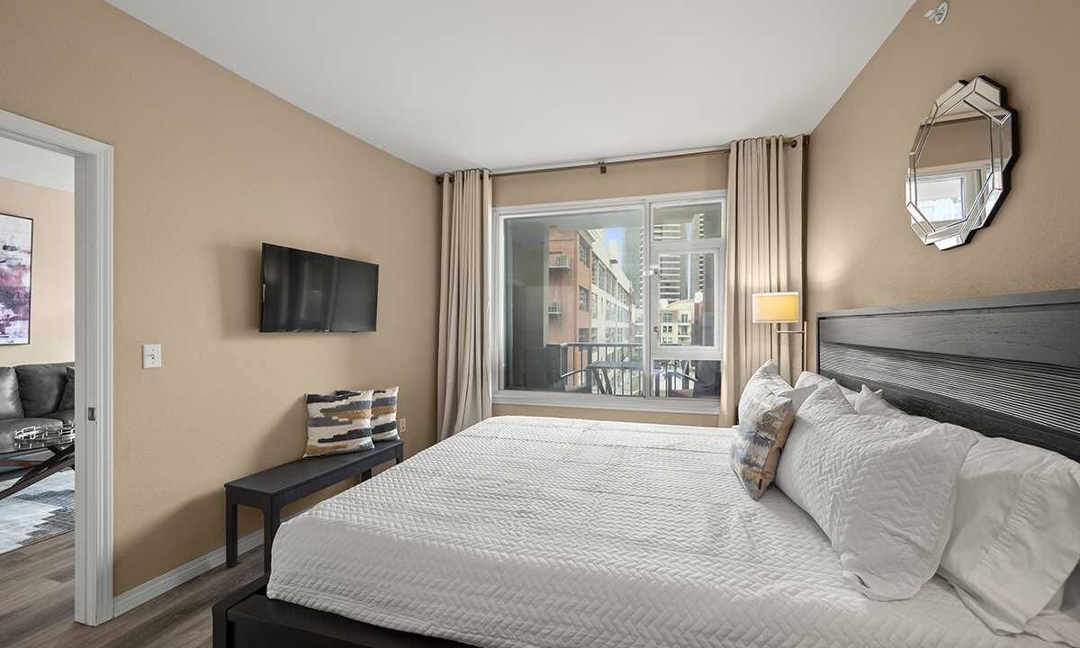 Photo of Bedroom in Gaslamp Quarter