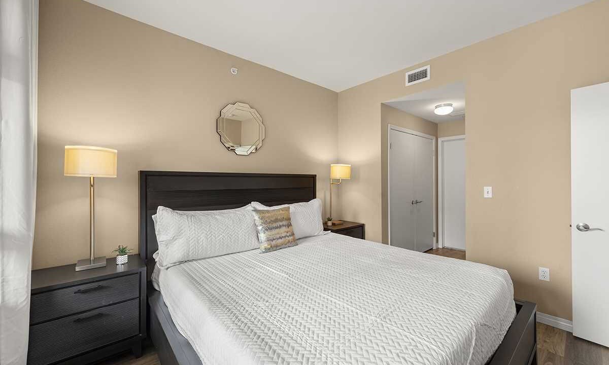 Photo of Bedroom in Gaslamp Quarter
