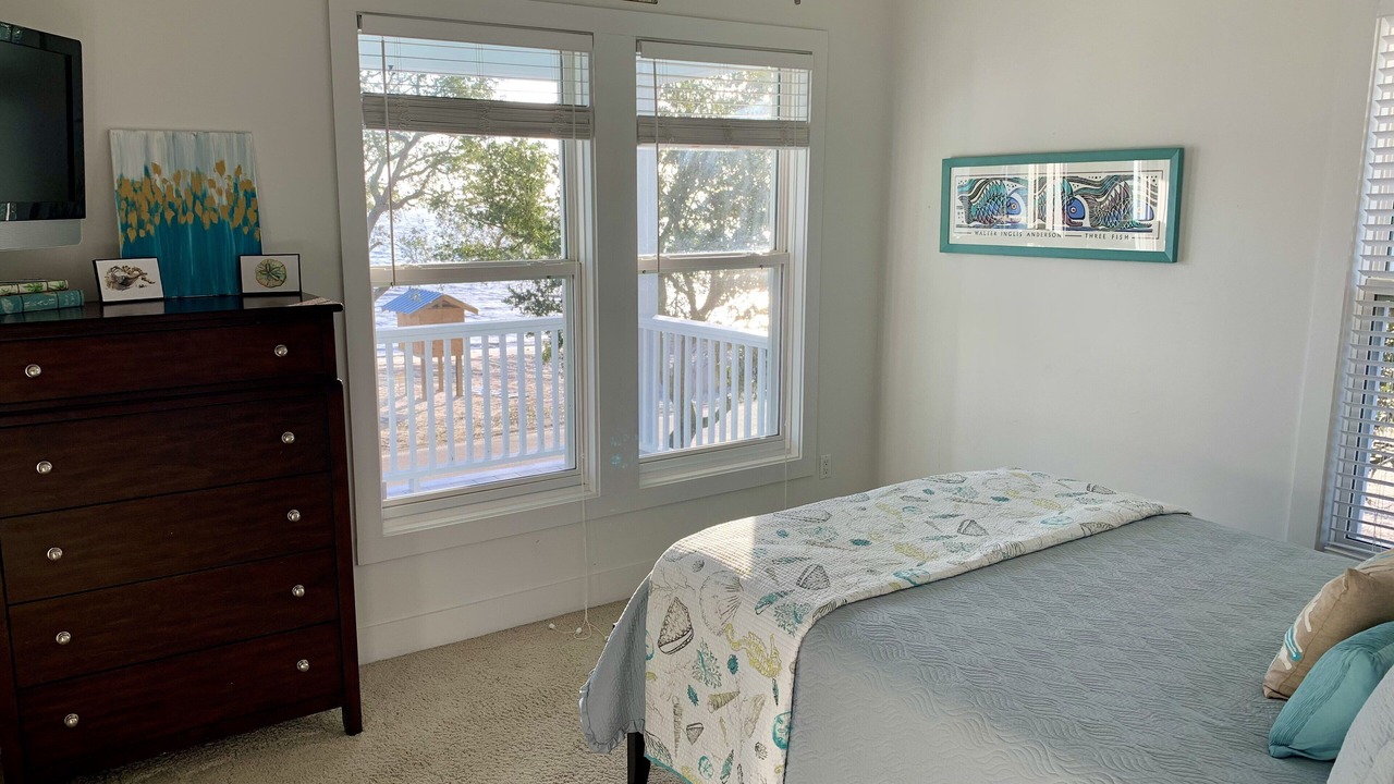 Photo of Bedroom in Ocean Springs