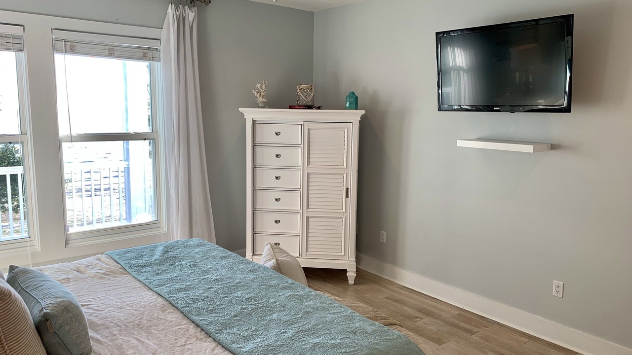 Photo of Bedroom in Ocean Springs