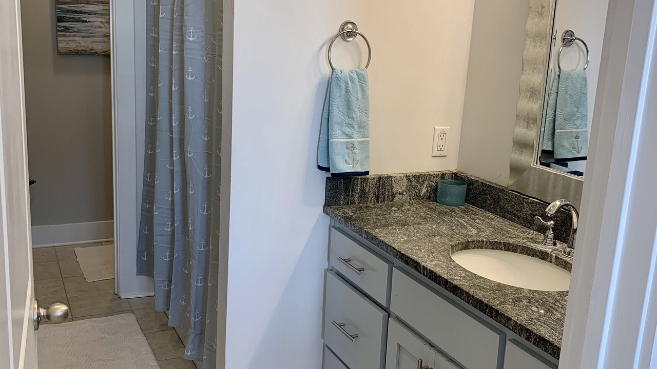 Photo of Bathroom in Ocean Springs