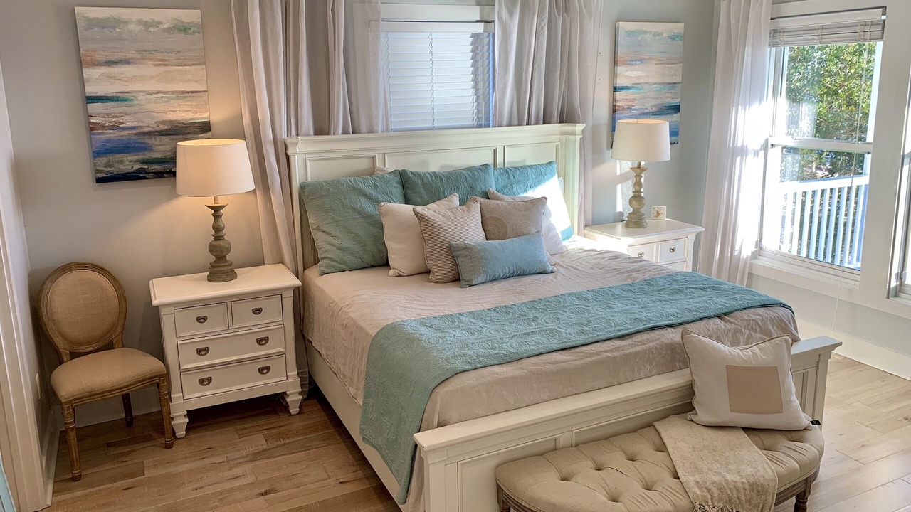 Photo of Bedroom in Ocean Springs