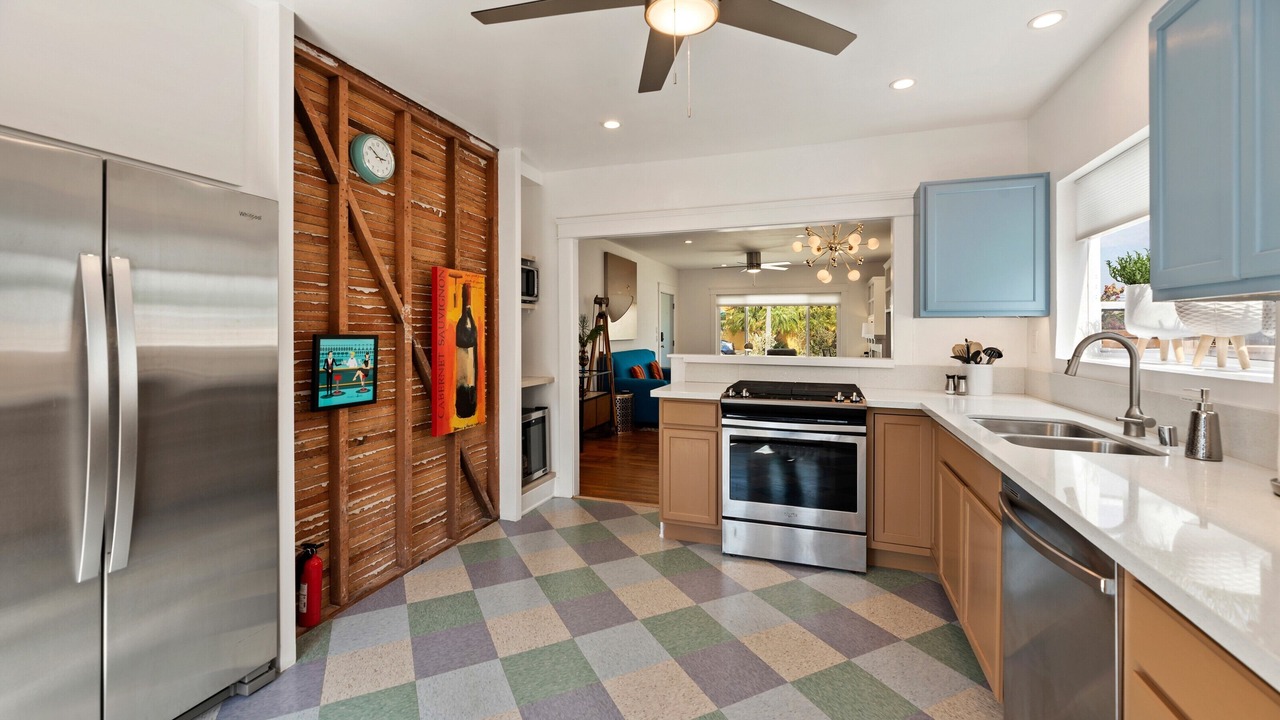 Photo of Kitchen in Altadena