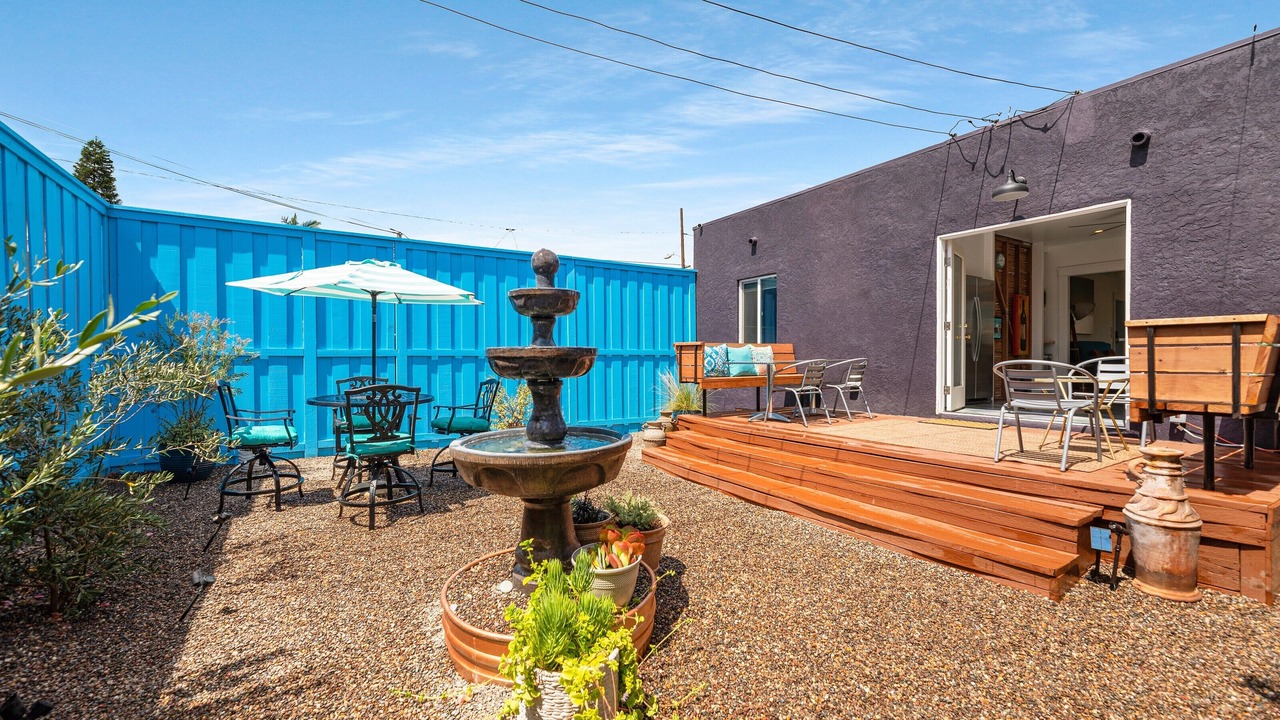 Photo of Outdoor in Altadena