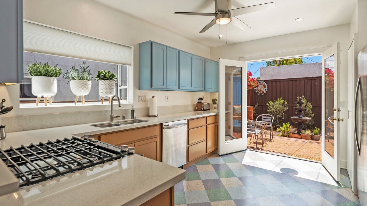 Photo of Kitchen in Altadena