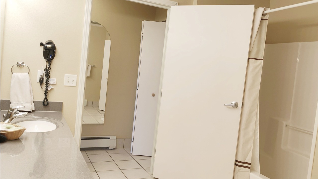Photo of Bathroom in Lead