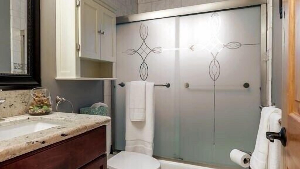 Photo of Bathroom in Little Italy