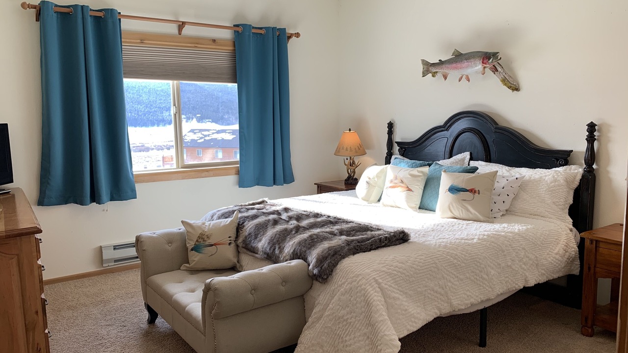 Photo of Bedroom in Island Park