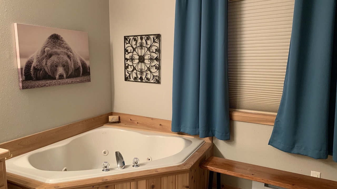 Photo of Bathroom in Island Park