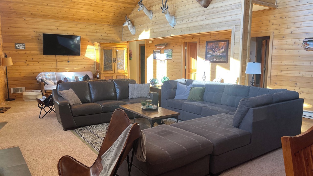 Photo of Livingroom in Island Park