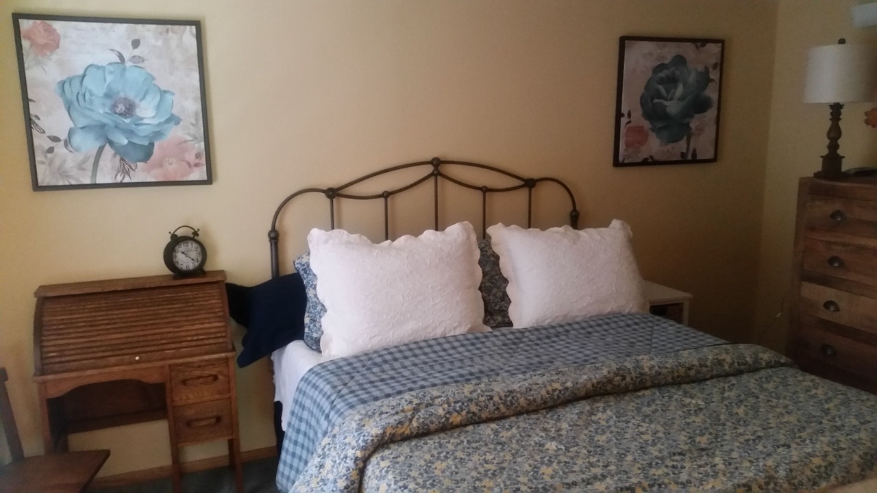 Photo of Bedroom in Monarch
