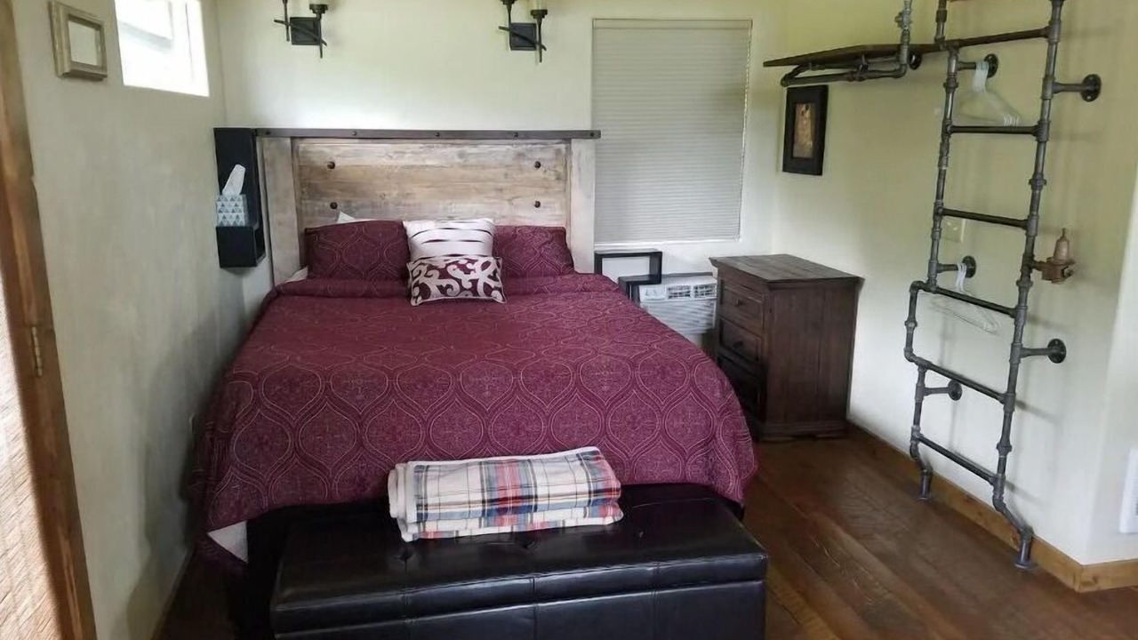 Photo of Bedroom in Proctor
