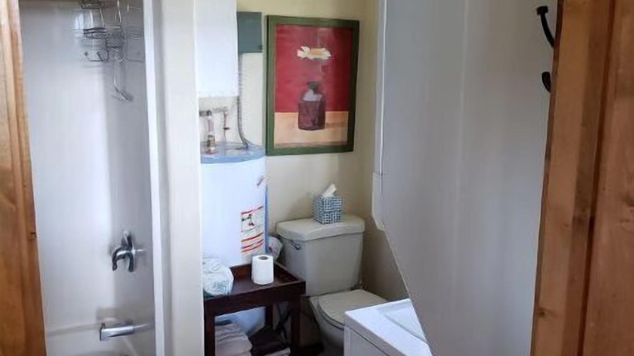 Photo of Bathroom in Proctor