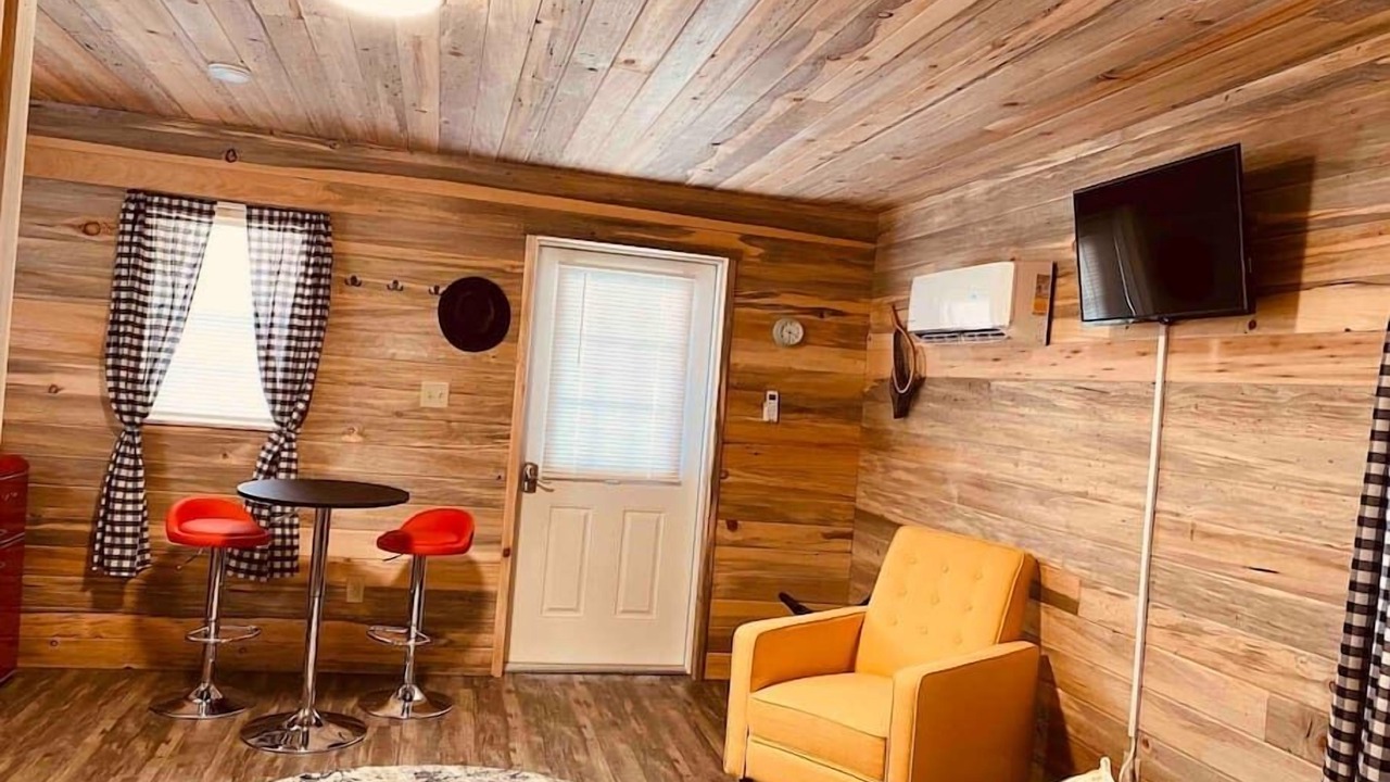 Photo of Livingroom in Coram