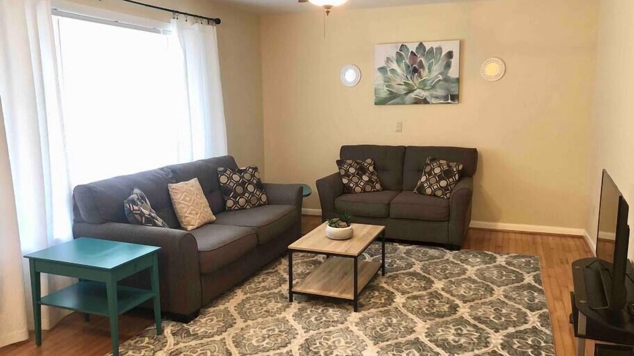 Photo of Livingroom in Cary