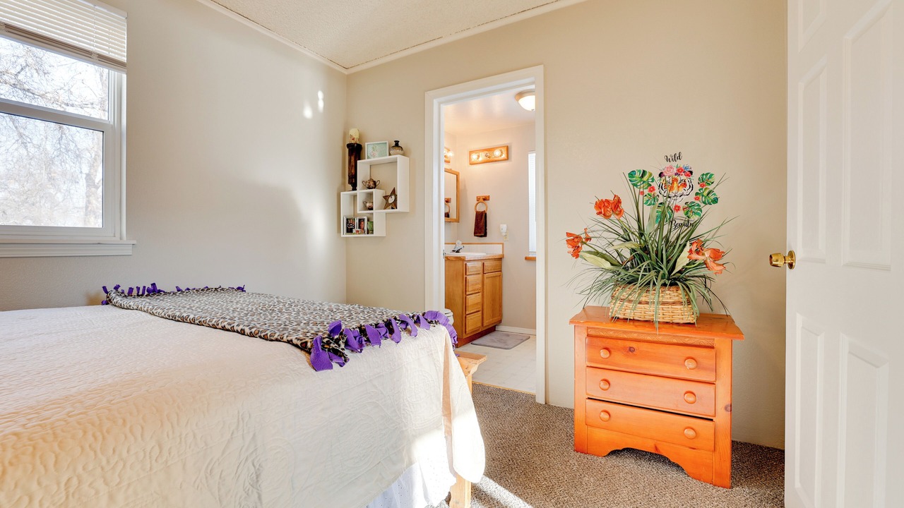 Photo of Bedroom in Caldwell
