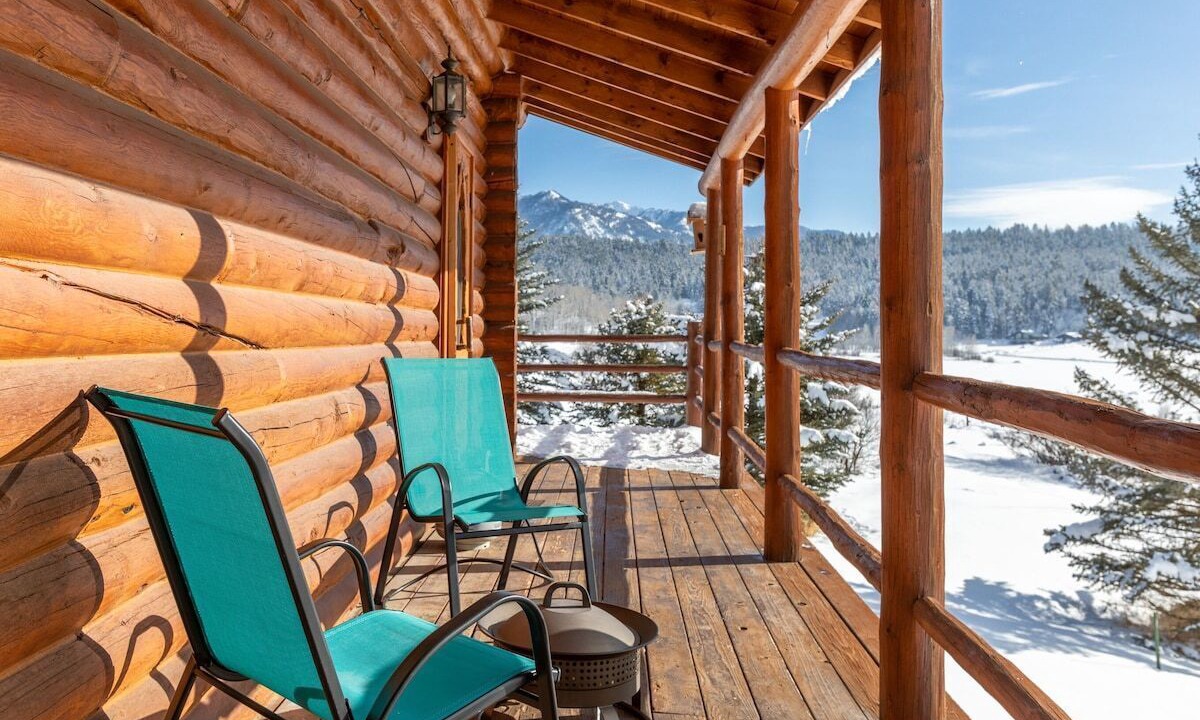 Photo of Others in Alpine