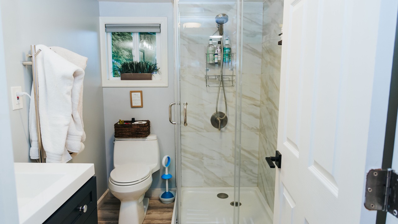 Photo of Bathroom in East Lake Hills