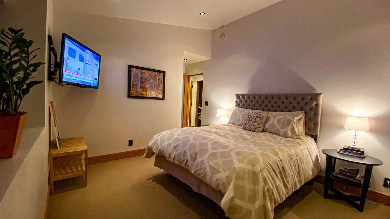 Photo of Bedroom in Alpine