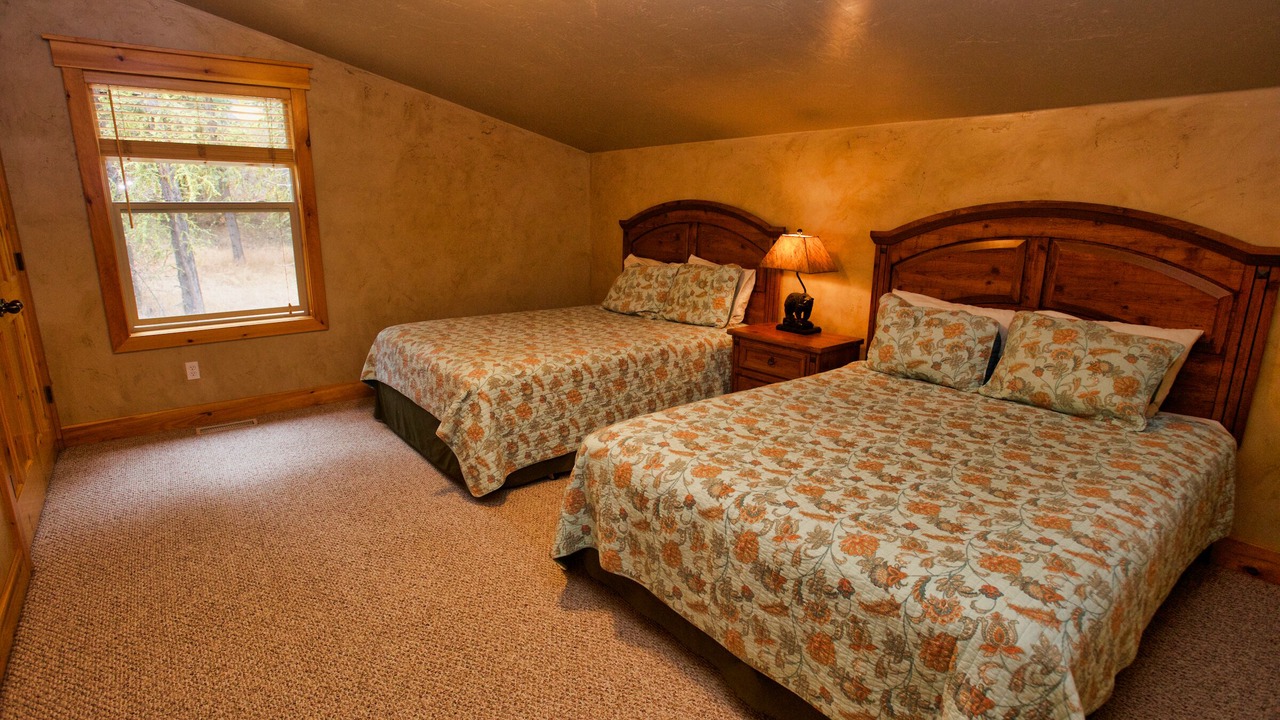 Photo of Bedroom in Cascade