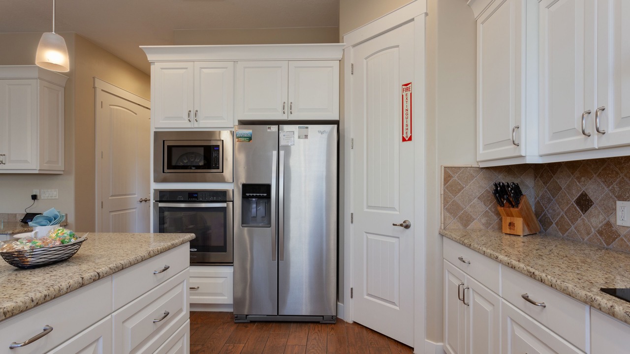 Photo of Kitchen in Hurricane