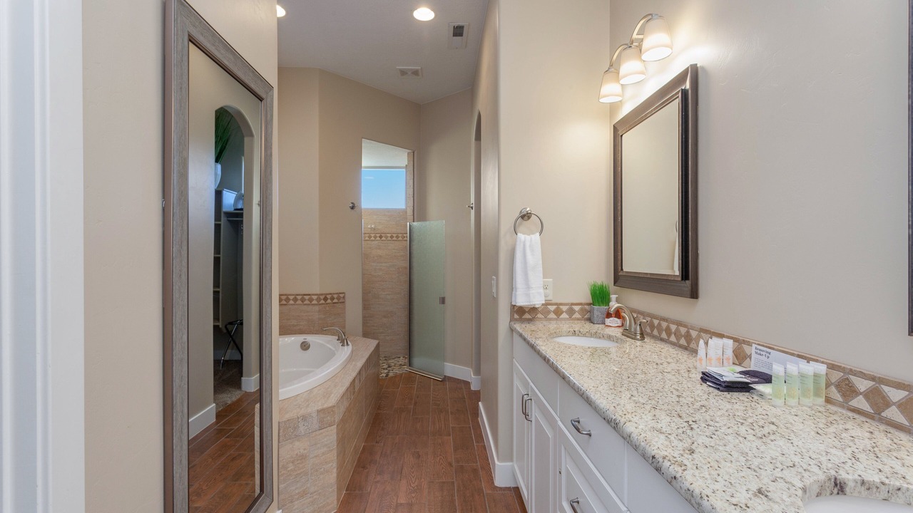 Photo of Bathroom in Hurricane
