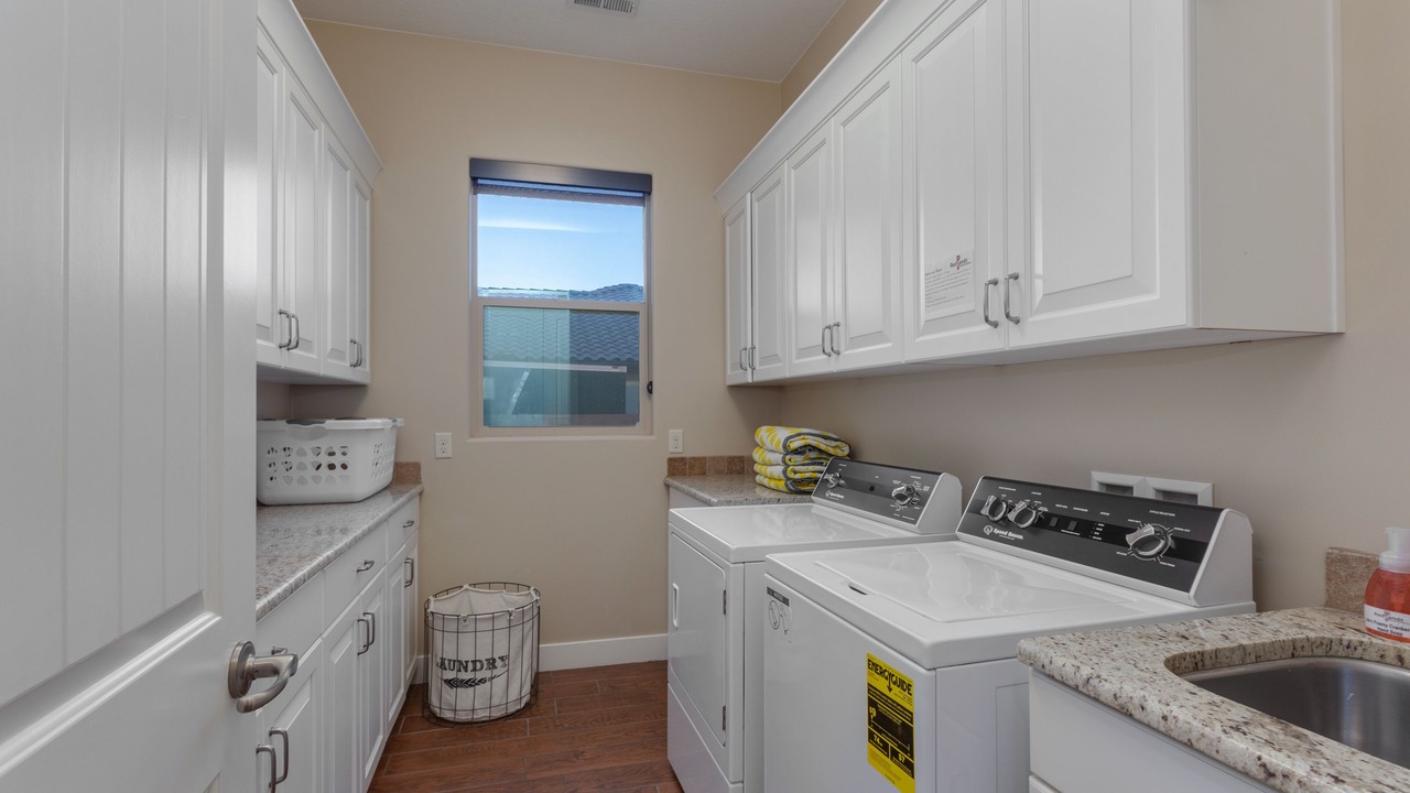 Photo of Kitchen in Hurricane