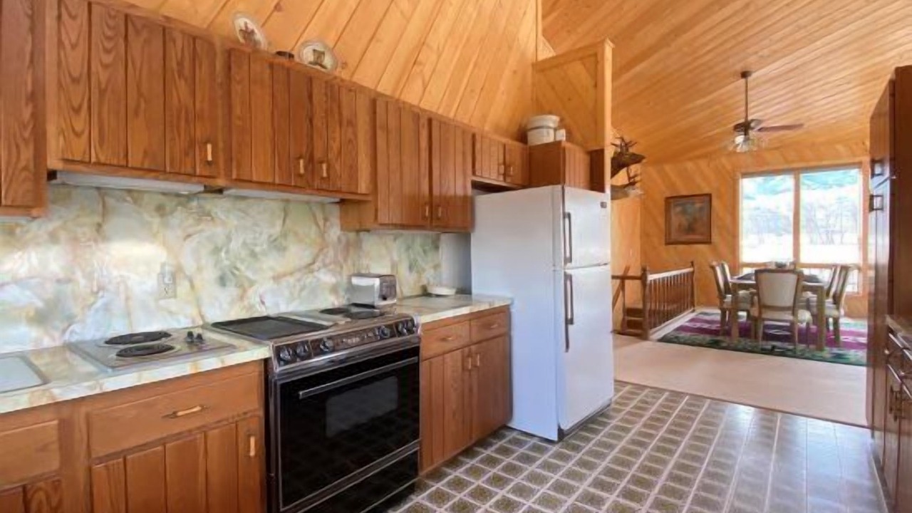 Photo of Kitchen in Wapiti