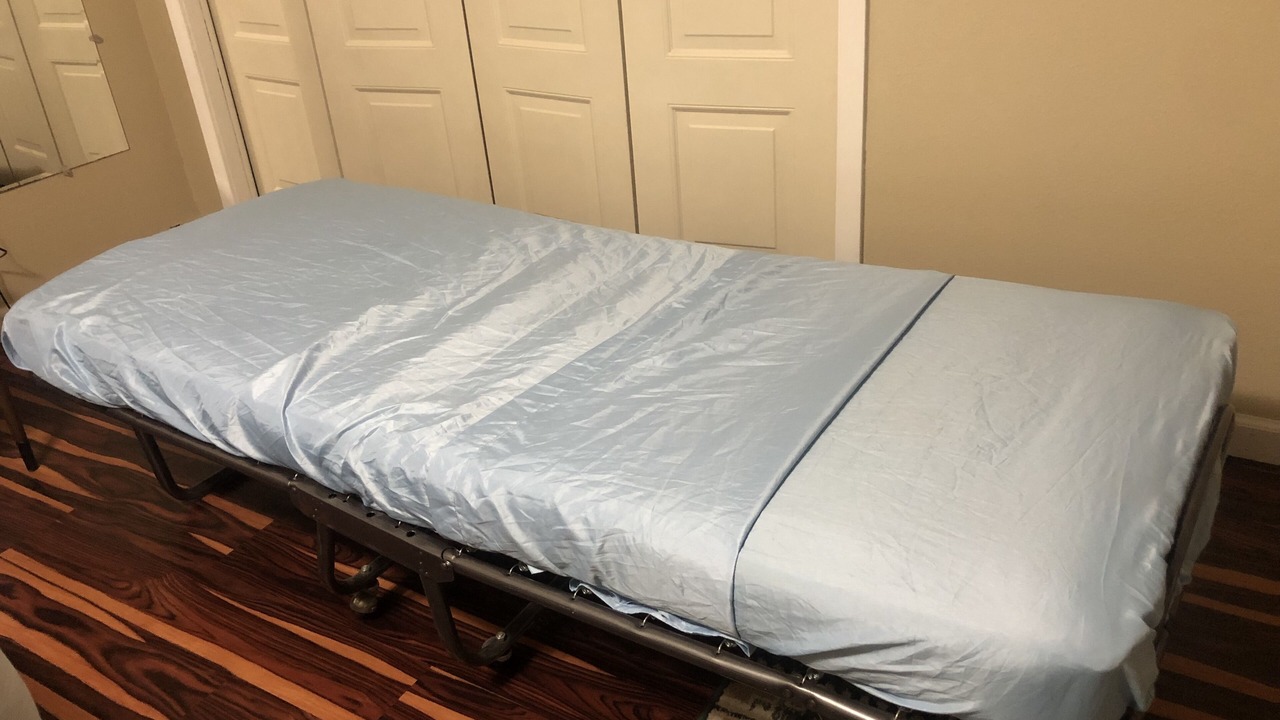 Photo of Bedroom in Power