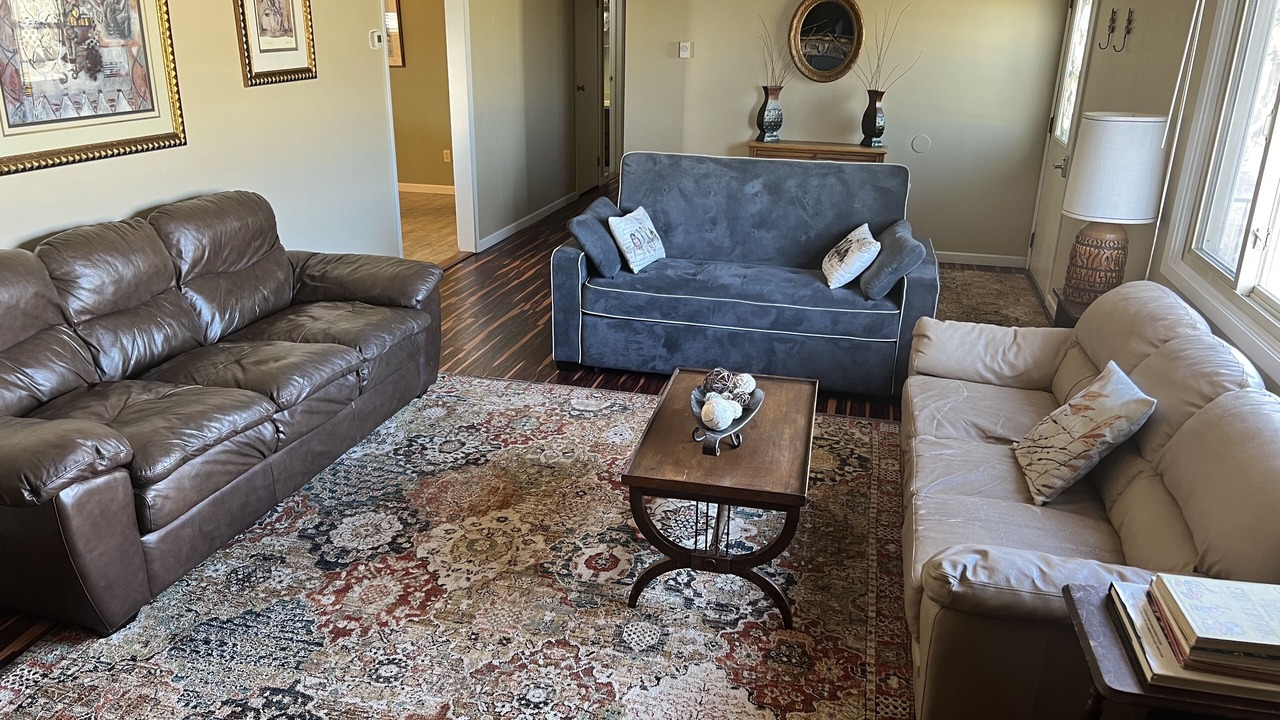 Photo of Livingroom in Power