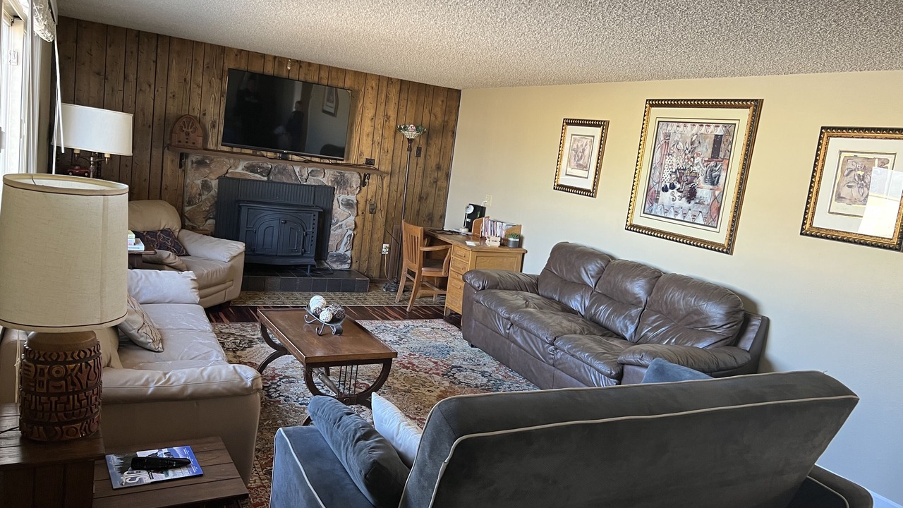 Photo of Livingroom in Power