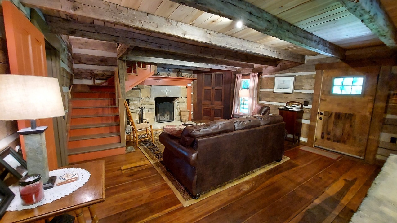 Photo of Bedroom in Lynx