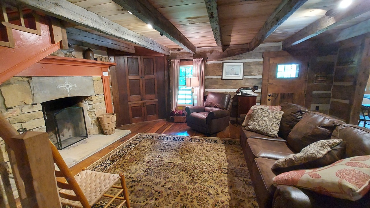 Photo of Livingroom in Lynx