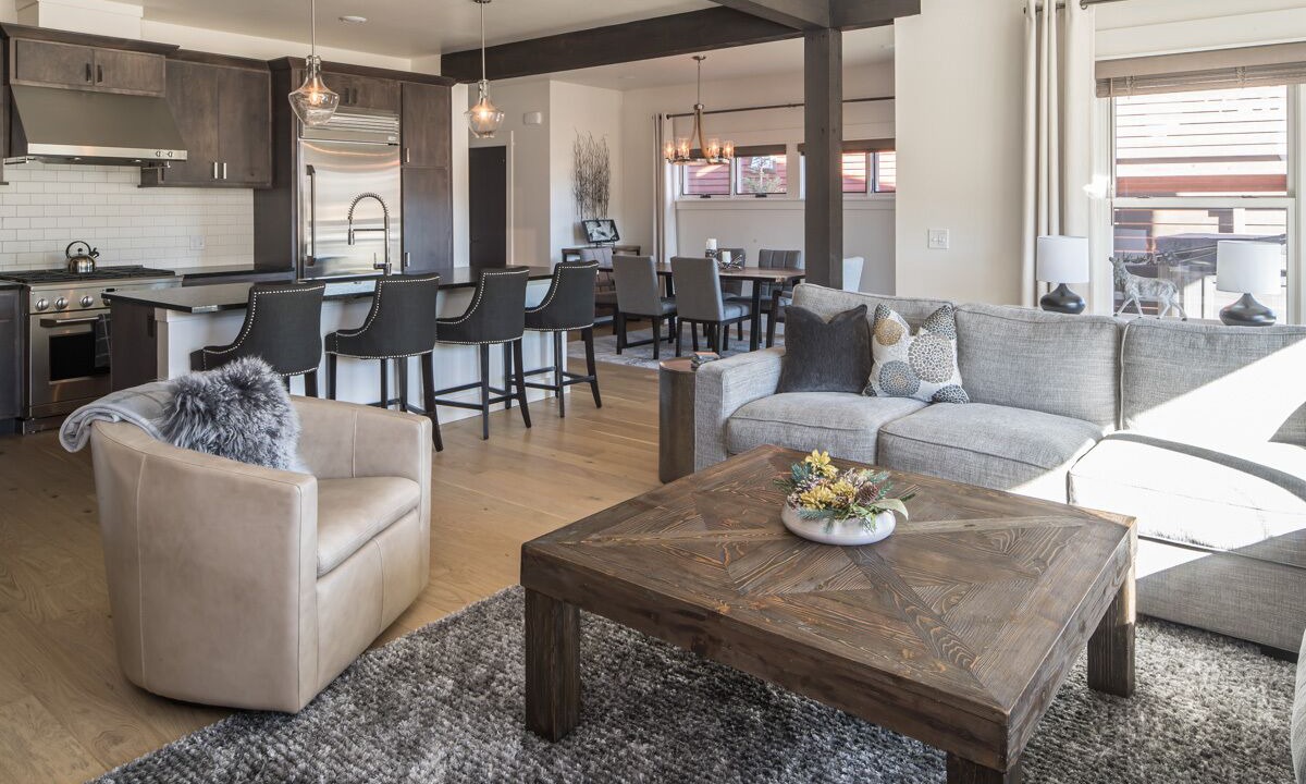Photo of Livingroom in Big Sky