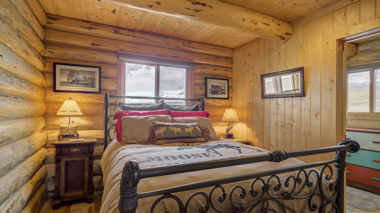 Photo of Bedroom in Cameron