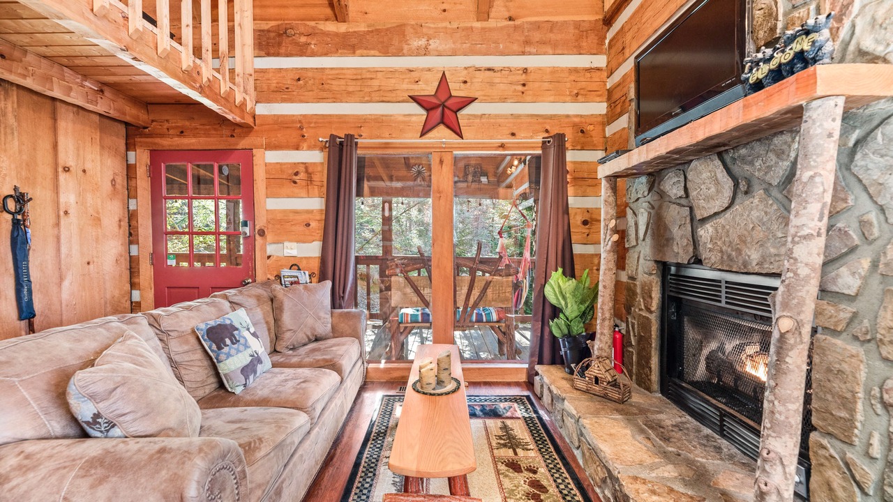 Photo of Livingroom in Smoky Mountains
