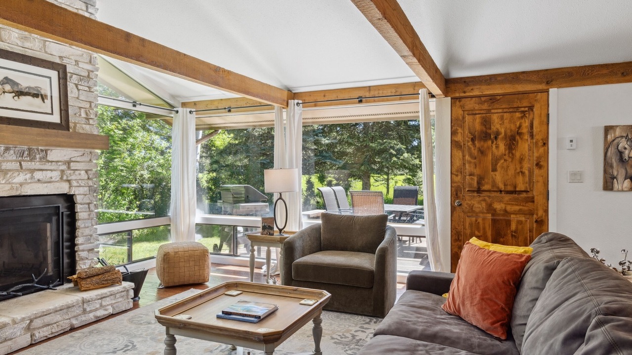 Photo of Livingroom in Jackson Hole