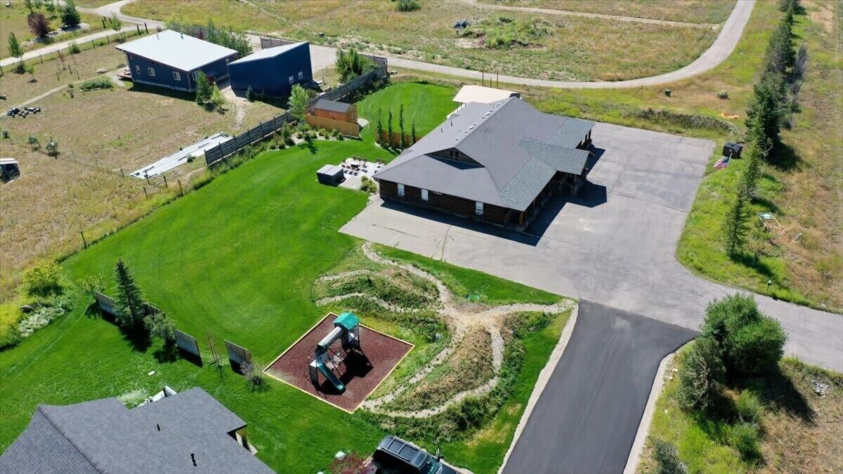 Photo of Others in Leigh Creek Estates