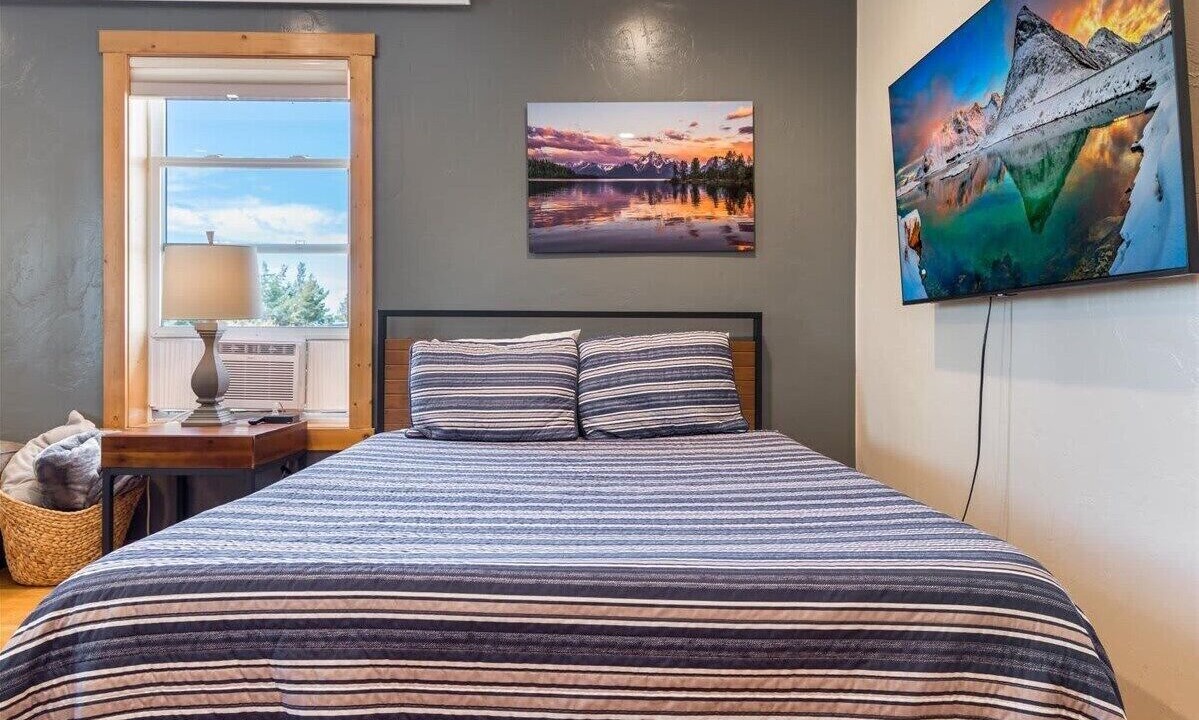 Photo of Bedroom in Leigh Creek Estates