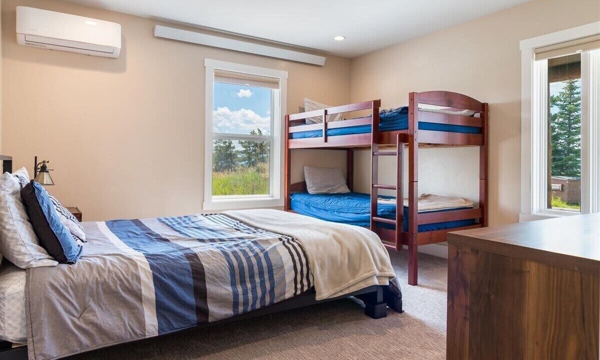 Photo of Bedroom in Leigh Creek Estates