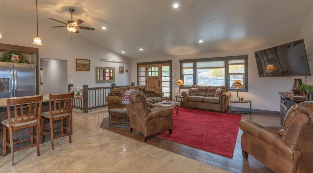 Photo of Livingroom in Alpine Northeast