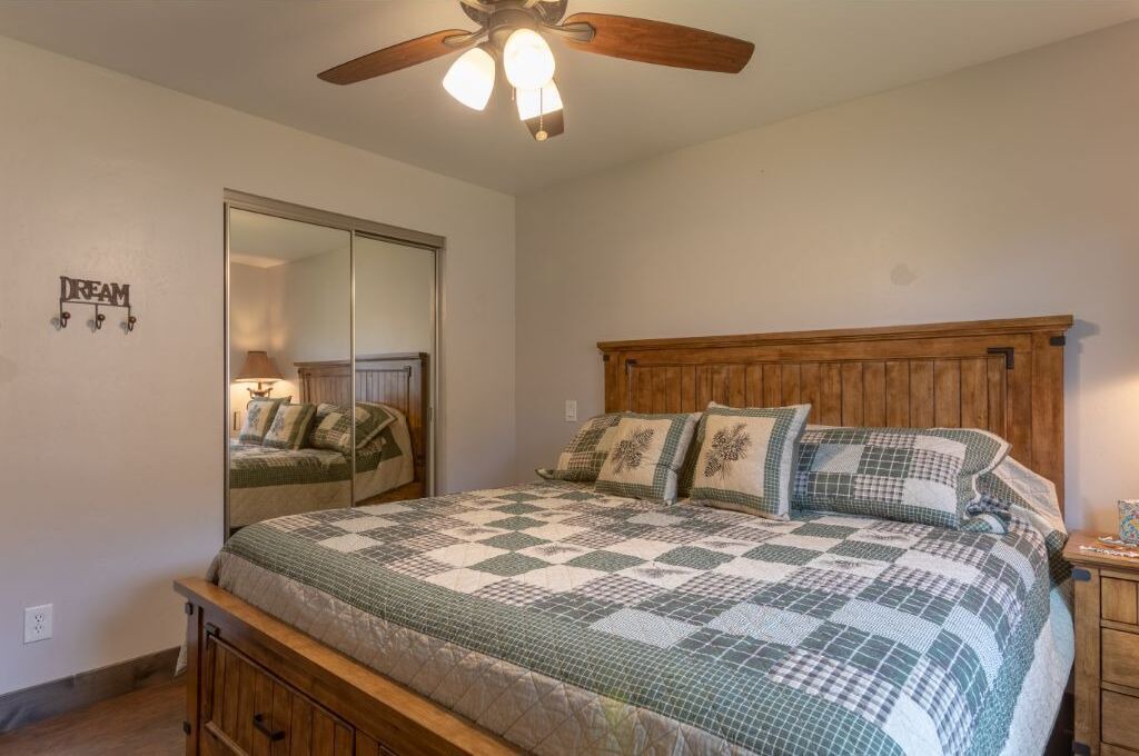 Photo of Bedroom in Alpine Northeast