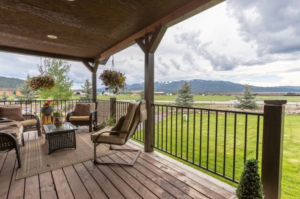 Photo of Patio Balcony in Alpine Northeast