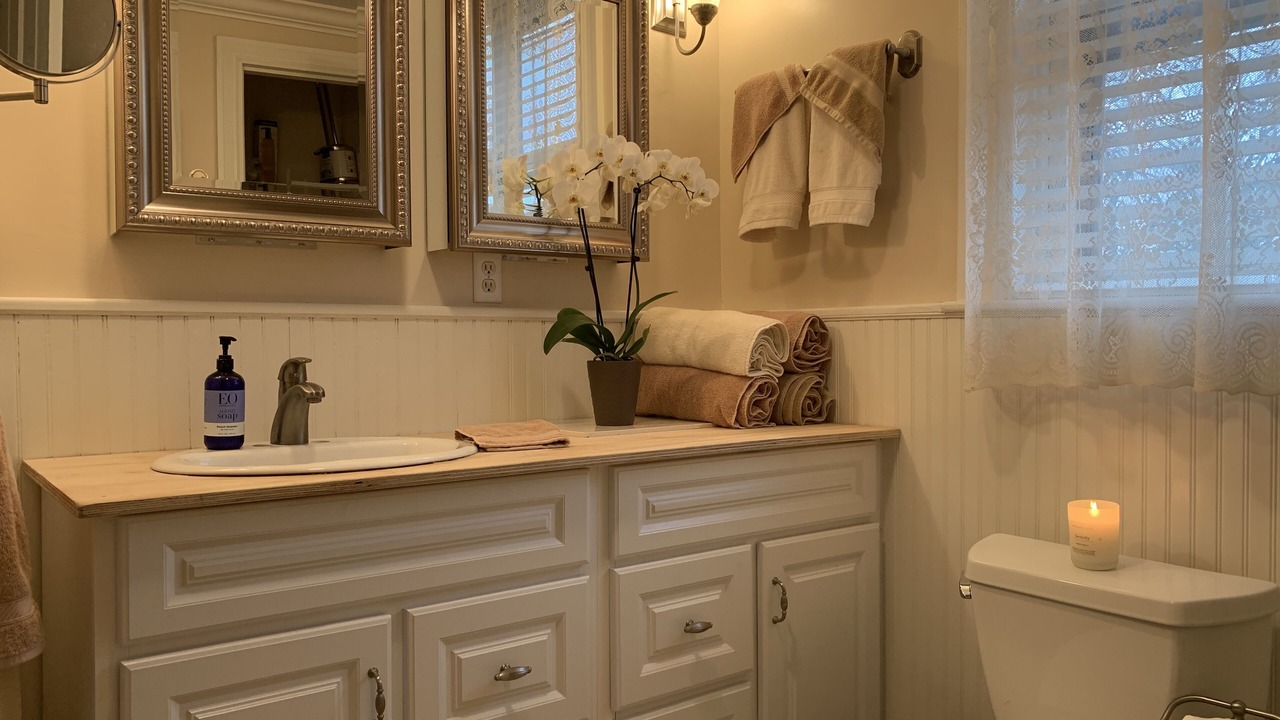 Photo of Bathroom in Gettysburg