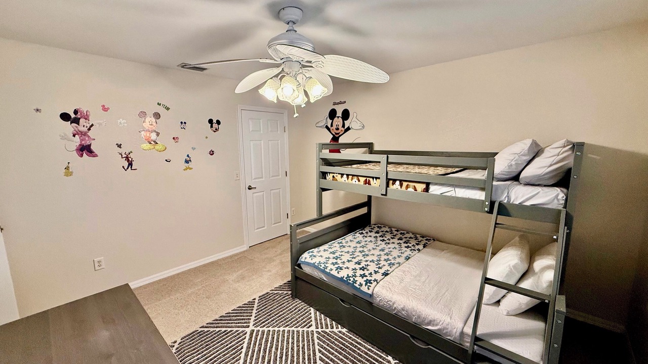 Photo of Bedroom in Sandy Ridge